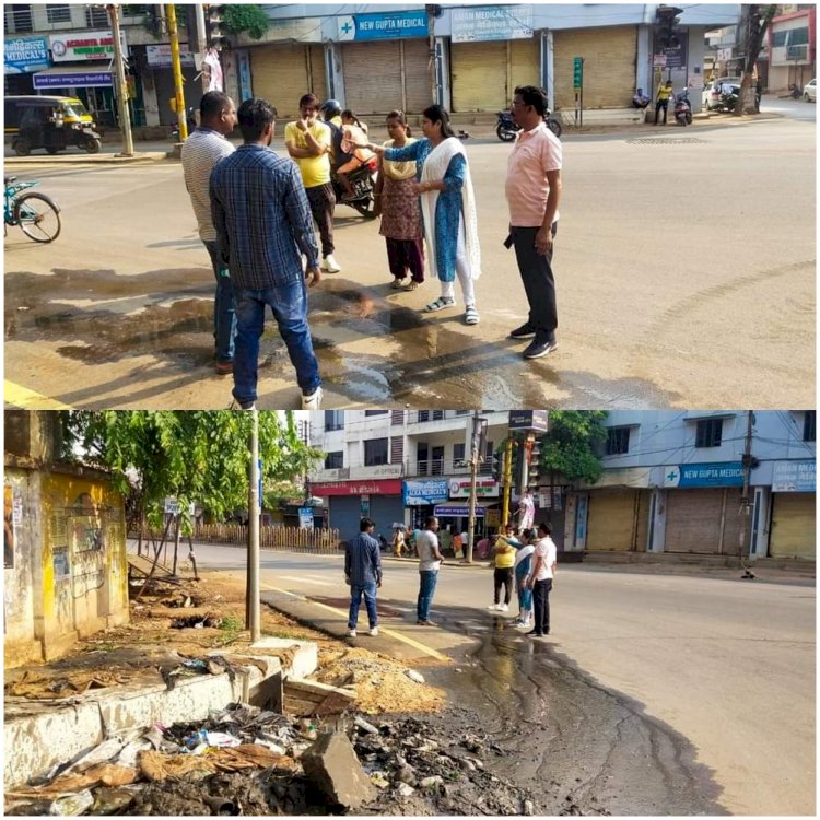 नगर पालिक निगम के तहत आज सुबह महापौर सफीरा साहू ने शहर के विभिन्न वार्डो का दौरा कर वार्ड की समस्याओं से अवगत होकर संबंधित अधिकारियों को आवश्यक दिशा निर्देश दिया