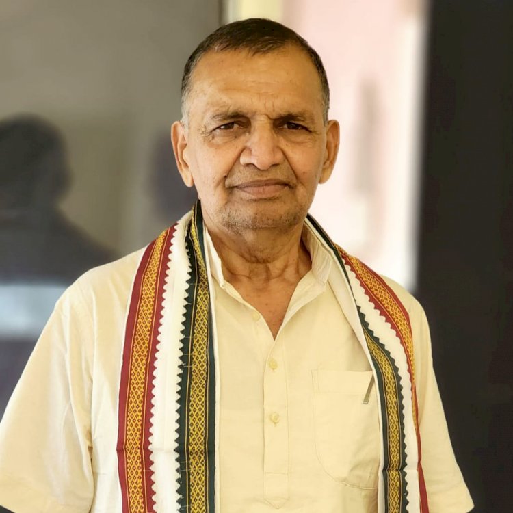 CG:10 साल कांग्रेस नीत यूपीए की सरकार के समय धान का सफर समर्थन मूल्य 143 प्रतिशत बड़ा था ,मोदी राज में मात्र 60% -- बंसी पटेल...कांग्रेस अध्यक्ष ने कहा छत्तीसगढ़ प्रदेश पूरे देश के लिए रोल मॉडल का काम कर रहा है, आम जनता का भरोसा भूपेश है