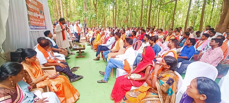 नारायणपुर विधानसभा में वरिष्ठजन सम्मेलन भानपुरी में संपन्न, भाजपा राष्ट्रीय मंत्री ओमप्रकाश धुर्वे हुये शामिल