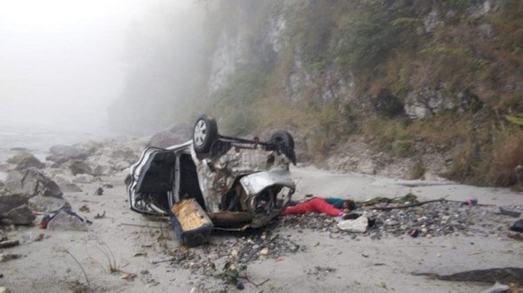 Uttarakhand Accident: पिथौरागढ़ में 600 मीटर गहरी खाई में गिरी जीप, नौ लोगों की मौत; CM ने जताया दुख