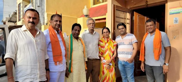 मोदी सरकार की जन उपयोगी योजनाओं का लाभ प्रत्येक परिवार को मिल रहा - संतोष बाफना