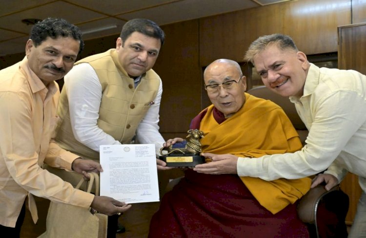 CG NEWS : बौद्ध धर्म गुरू दलाई लामा को CM भूपेश बघेल ने दिया छत्तीसगढ़ आने का न्यौता,  इस मीटिंग में शामिल होने का किया आग्रह....