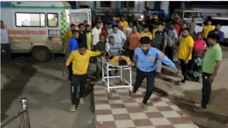CG ब्रेकिंग : पूर्व सरपंच महेश गोटा की हालत गंभीर, एयरलिफ्ट कर दिल्ली किया रेफर, नक्सलियों ने किया था जानलेवा हमला...