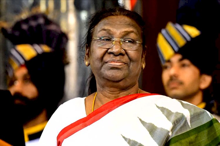 President Draupadi Murmu Visit CG : सेंट्रल यूनिवर्सिटी के दीक्षांत समारोह में शामिल हुईं राष्ट्रपति द्रोपती मुर्मू , महिला सशक्तिकरण और राष्ट्र गौरव को लेकर कही ये बात....
