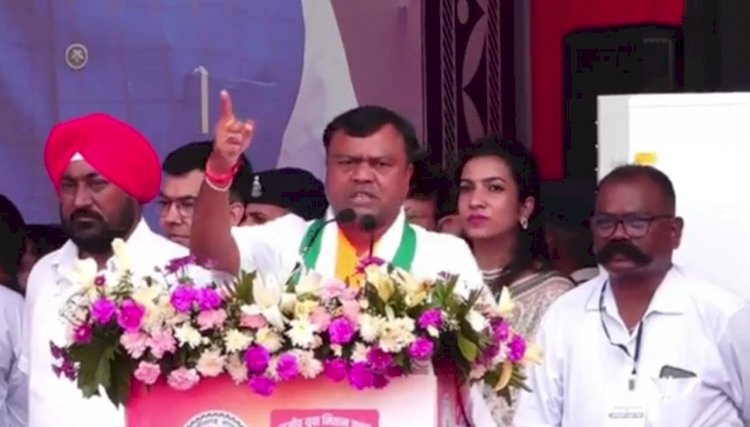EXCLUSIVE - पीसीसी चीफ ने छत्तीसगढ़ की पावन धरा पर इस युवा मितान सम्मेलन में शामिल होने आए राहुल गांधी का माना आभार... देखें वीडियो