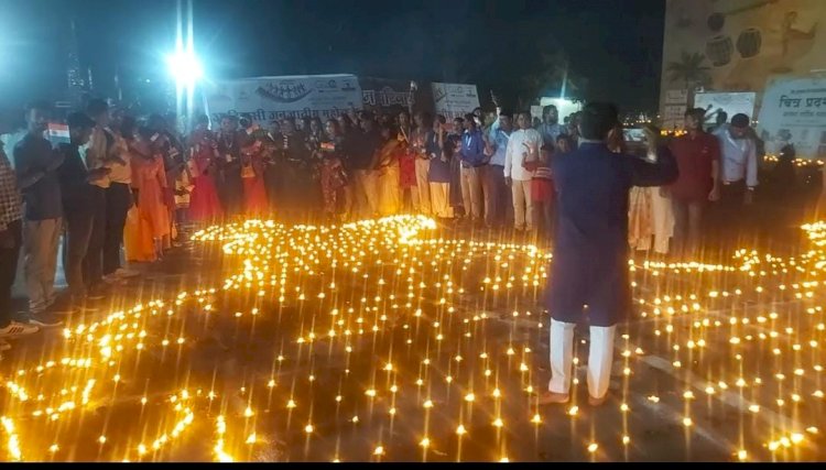 CG सवा लाख दिओ से जगमगाया रायपुर आदिवसी जनजातीय महोत्सव...