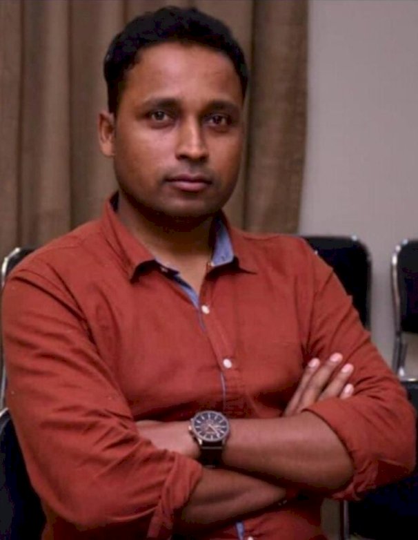 वाड्रफनगर एसडीओपी अभिषेक झा हुए पदोन्नत ... बने एडिशनल एसपी