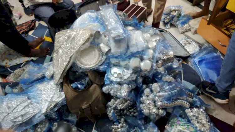 CG में विधानसभा चुनाव से पहले मिली चांदी ही चांदी : 90 लाख रुपये की चांदी के साथ 4 आरोपियों को पुलिस ने किया गिरफ्तार, जानिए कहां से आया ये कला धन.....