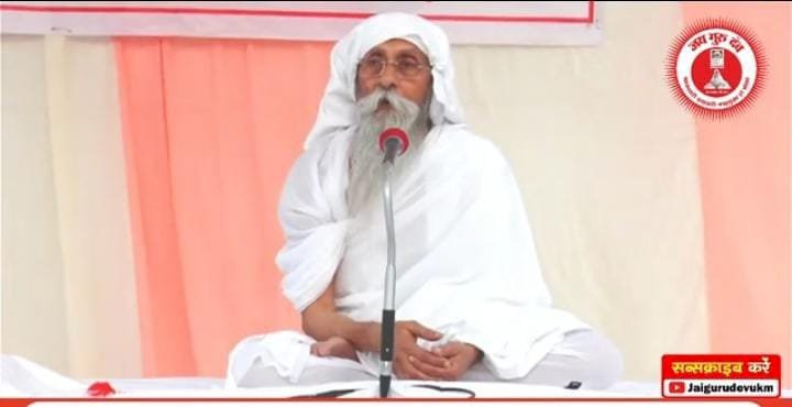 भारत जैसे धर्म परायण देश में बच्चे-बच्चियों के चरित्र का गिरना, मां बहन बेटी की पहचान आंखों से खत्म होना बड़ा दुखदाई साबित होगा...