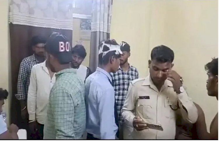 CG में इस स्कूल का मैदान बना जंग का मैदान : परीक्षा को लेकर स्कूली बच्चों में छिड़ा खूनी संघर्ष, 7 बच्चे लहुलूहान, 2 की हालत गंभीर, जानिए क्या है पूरा मामला....