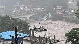 सिक्किम में बाढ़ से अब तक 65 की मौत, 81 अब भी लापता, केंद्रीय टीम आज प्रभावित इलाकों का दौरा करने पहुंची.