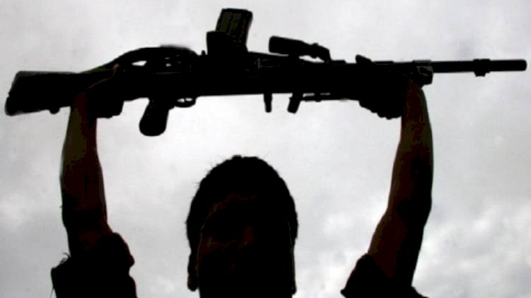 CG Naxalite ब्रेकिंग : विधानसभा चुनाव से पहले इनामी नक्सली ने किया सरेंडर, कई बड़ी घटनाओं में था सक्रिय.....
