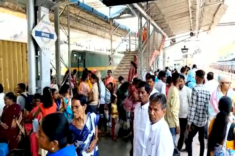 RAILWAY NEWS : मां बम्लेश्वरी मंदिर के दर्शन के लिए श्रद्धालुओ को होगी परेशानी, ट्रैन के स्टॉपेज की हुई कटौती