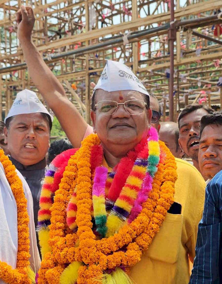CG Political ब्रेकिंग : चुनाव से पहले आम आदमी पार्टी को लगा बड़ा झटका, इस प्रत्याशी ने नामांकन लिया वापस, कमल छोड़ थामी थी झाड़ू.....