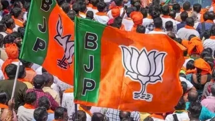 CG Assembly Election 2023 : इस भाजपा प्रत्याशी की बढ़ी मुश्किलें, निर्वाचन आयोग ने जारी किया नोटिस.....