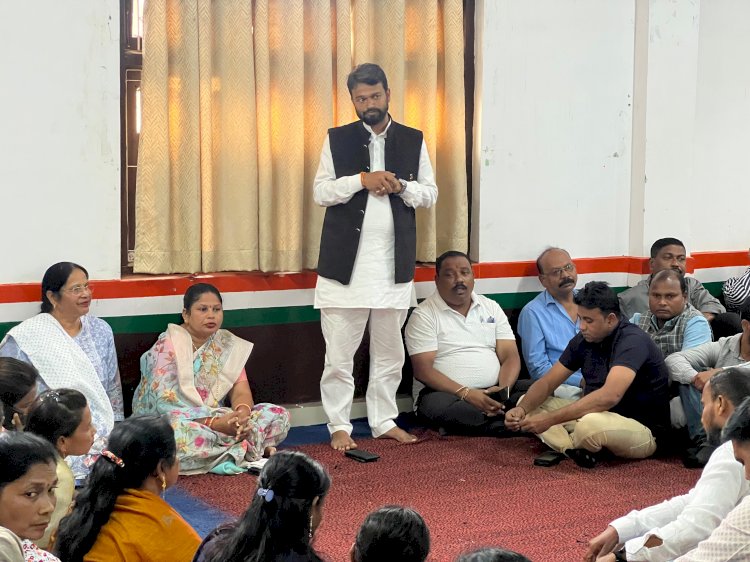 शहर जिलाध्यक्ष सुशील मौर्य ने ली जिला कार्यकारिणी के पदाधिकारियों की समीक्षात्मक बैठक...