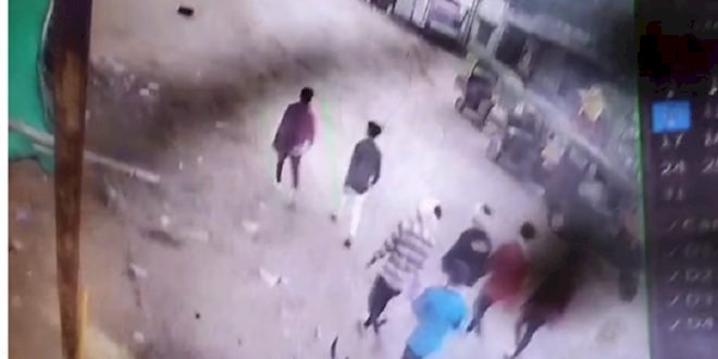 CG Crime News : बाल सुधार गृह से भागे 7 नाबालिग, सीसीटीवी कैमरे में कैद हुई तस्वीरें, बाल संप्रेक्षण गृह की सुरक्षा पर उठे सवाल….
