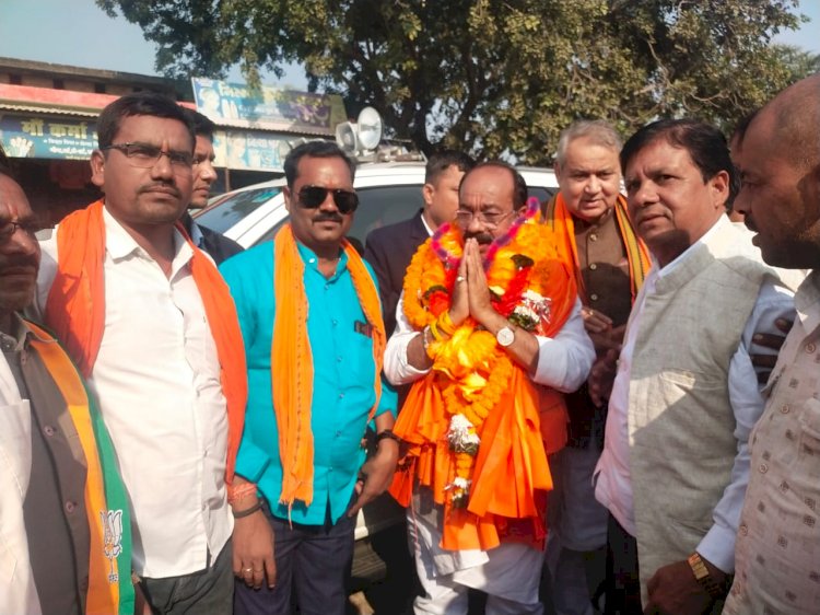 गौरकापा मन्दिर पहुँचकर उप मुख्यमंत्री अरुण साव ने की पूजा अर्चना, प्रदेश की खुशहाली के लिए आशीर्वाद।
