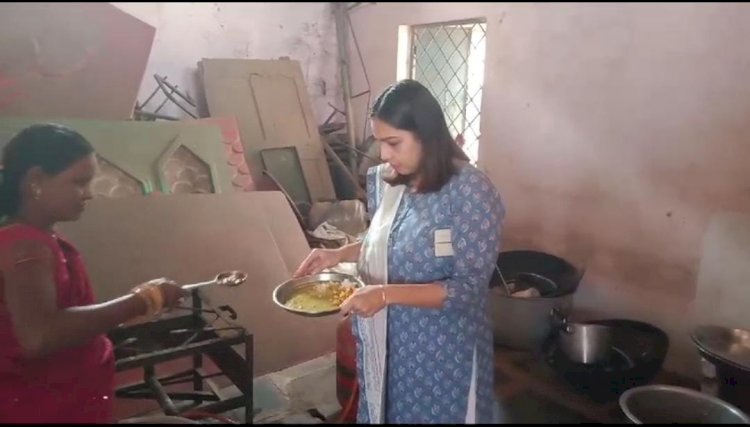 बेमेतरा SDM सुरूचि सिंह IAS ने किये शहर एवं अन्य स्कूलों का निरीक्षण... BEO को कारण बताओ नोटिस जारी करने का आदेश जारी करने का निर्देश दिया गया..SDM ने कहा निरीक्षण निरंतर जारी रहेगा