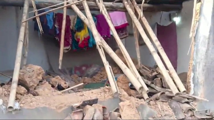 CG- महिला की मौत : गजराज बने यमराज, खाने की तलाश में घर को किया धराशाई, दबने से महिला की हुई मौत, बच्ची घायल…..