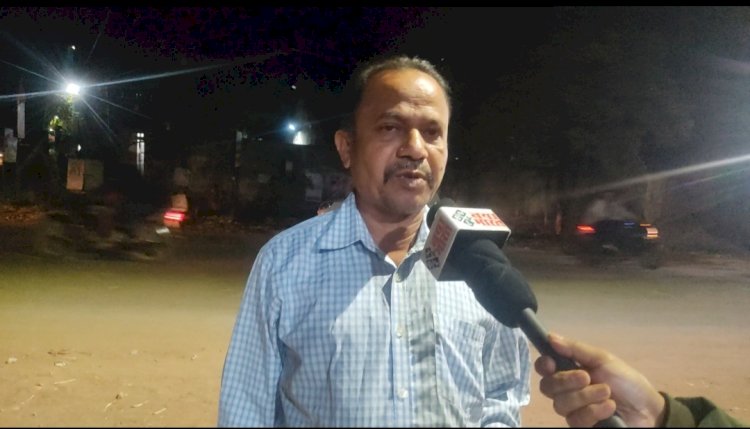CG - घर को तोड़ने का मामला : नंद दुलाल डे के साथ घर के पड़ोसी ने किया बदतमीजी, उनके पिता स्व. पंकज डे को भी दिया गाली...