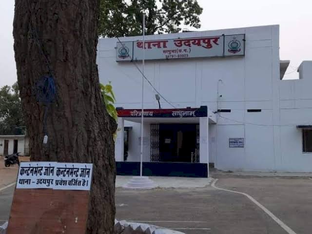 सरगुजा उदयपुर पुलिस की बड़ी कार्यवाही प्रकरण मे 10 लीटर अवैध महुआ शराब जप्त।