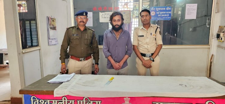 CG - लालबाग हाउसिग बोर्ड कालोनी जगदलपुर में लोगो को चाकू दिखाकर डराया धमकाया जा रहा : आरोपी सुरज दुल्हानी निवासी अशोका लाईफ स्टाईल धरमपुरा नंबर 03 जगदलपुर को टीम द्वारा पता तलाश कर पकड़ा गया...