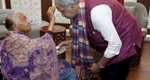 CG ब्रेकिंग : कैबिनेट मंत्री की माता का निधन, कल होगा अंतिम संस्कार,CM साय ने जताया शोक…