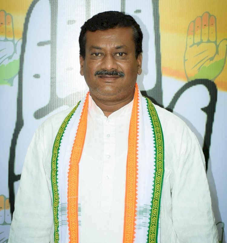 CG - मुख्यमंत्री विष्णु देव साय का निवास सुरक्षित नहीं, उठा सवाल, धनंजय सिंह ठाकुर ने कहा कि जनता सुरक्षित रहेगी इसकी कोई गारंटी नहीं, अपराध नियंत्रण करने में नाकाम गृह मंत्री को नैतिकता के आधार पर इस्तीफा दे देना चाहिए...