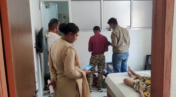 CG - राजधानी के इस होटल में मिली युवती की लाश, कमरे से मिली शराब की बोतले और सिगरेट, जताई जा रही ये आशंका... जांच में जुटी पुलिस.....