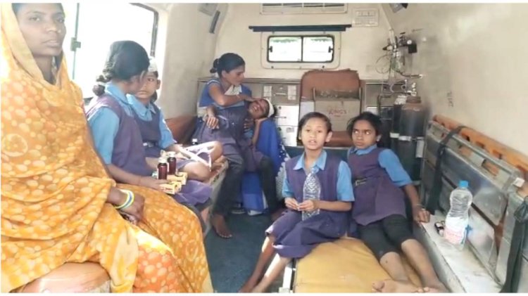 CG ब्रेकिंग : स्कूल में बड़ा हादसा, भरभरा कर गिरा स्कूल का छत, 6 बच्चे गंभीर रूप से घायल, मची चीख-पुकार......