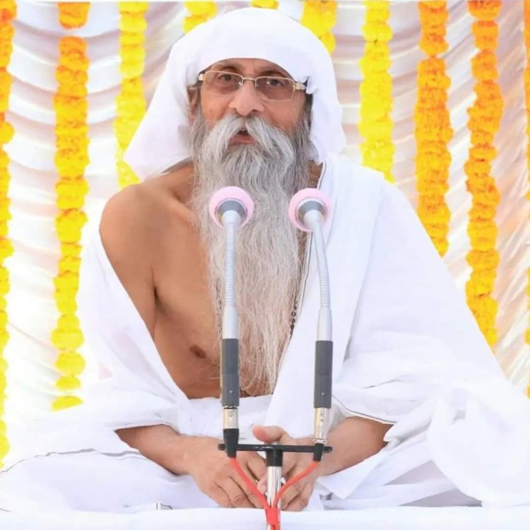 उज्जैन आश्रम पर 23, 24, 25 मार्च को सपरिवार सतसंग में आओ, पांच नाम का नाम दान लेकर बुरे कर्मों की होली जलाओ...