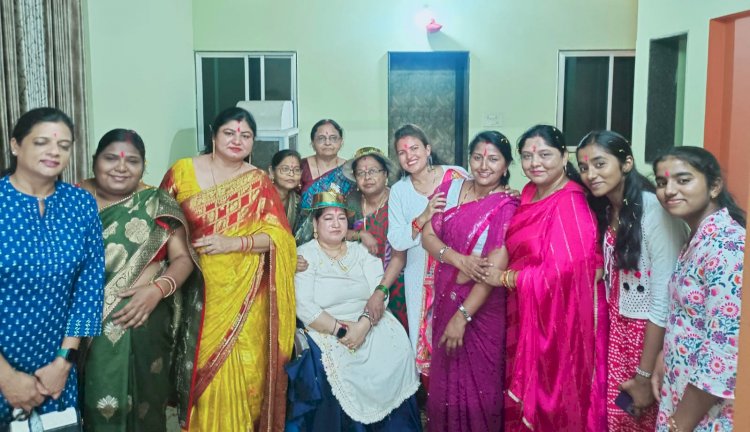 CG - हरसंभव फाउंडेशन के महिलाओं ने फूलों , रंगों एवं हर्ष उल्लास के साथ मनाया रंग पंचमी उत्सव...