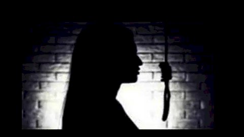 CG - कॉलेज की छात्रा ने की आत्महत्या : कृषि विश्वविद्यालय के हास्टल में फांसी लगाकर छात्रा ने की खुदकुशी, छात्रावास की सुरक्षा पर उठ रहे सवाल, प्रबंधन ने साधी चुप्पी....