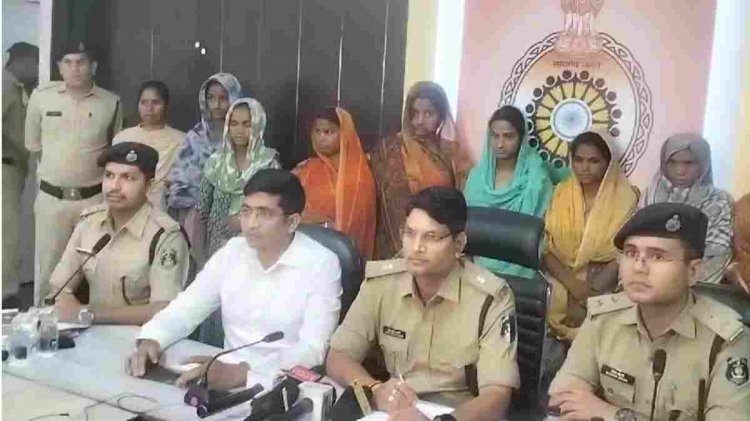 CG - महिला गैंग गिरफ्तार : महिला चोर गिरोह का पर्दाफाश, पलक झपकते ही उड़ाती थी सोने की चेन, जानिए कैसे वारदात को देती थी अंजाम…..