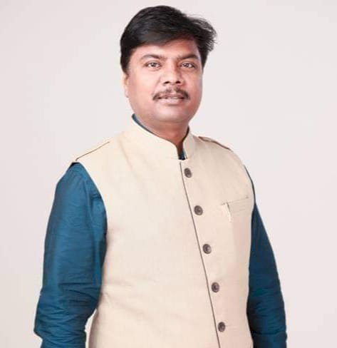 CG - केदार कश्यप का राहुल गांधी पर तीखा प्रहार : राहुल बताएं, आदिवासी नेता बस्तर टाइगर महेंद्र कर्मा के हत्यारों को संरक्षण क्यों दे रहे है...