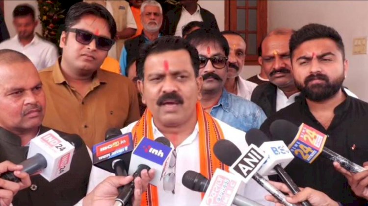 CG Politics : राधिका खेड़ा के इस्तीफे के बाद छत्तीसगढ़ में गरमायी राजनीति, भाजपा नेताओं ने दी प्रतिक्रिया, डिप्टी सीएम विजय शर्मा ने कही ये बड़ी बात.....