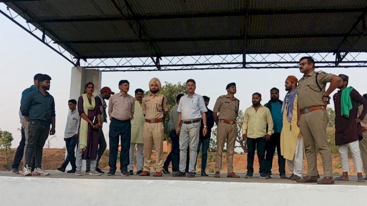 तकिया मजार शरीफ मे सालाना उर्स की तैयारी को लेकर
प्रशासनिक अमला ने किया निरीक्षण
