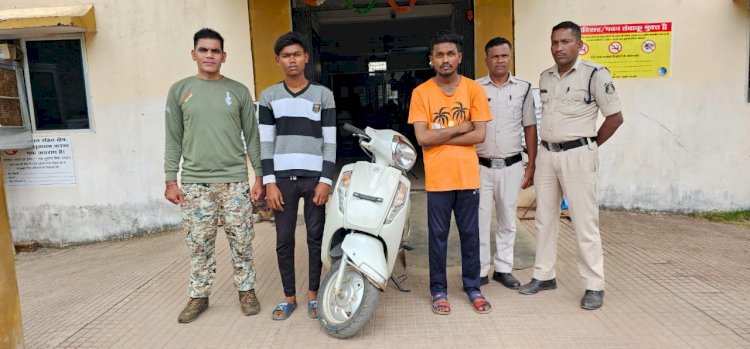 CG - दो चोरों को शराब की लत है, शराब पीने के लिए पैसे न होने के कारण स्कुटी की चोरी कर चोरों ने घटना को दिया अंजाम...