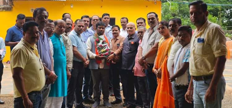 CG - कर्मचारी अधिकारी फेडरेशन ने नवनिर्वाचित बस्तर सांसद से की सौजन्य भेंट तथा बधाई दी गई...