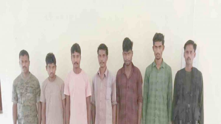 CG Naxal ब्रेकिंग : एक इनामी समेत 9 नक्सली गिरफ्तार, कई हिंसक वारदातों में रहे शामिल, ऐसे चढ़े पुलिस के हत्थे....