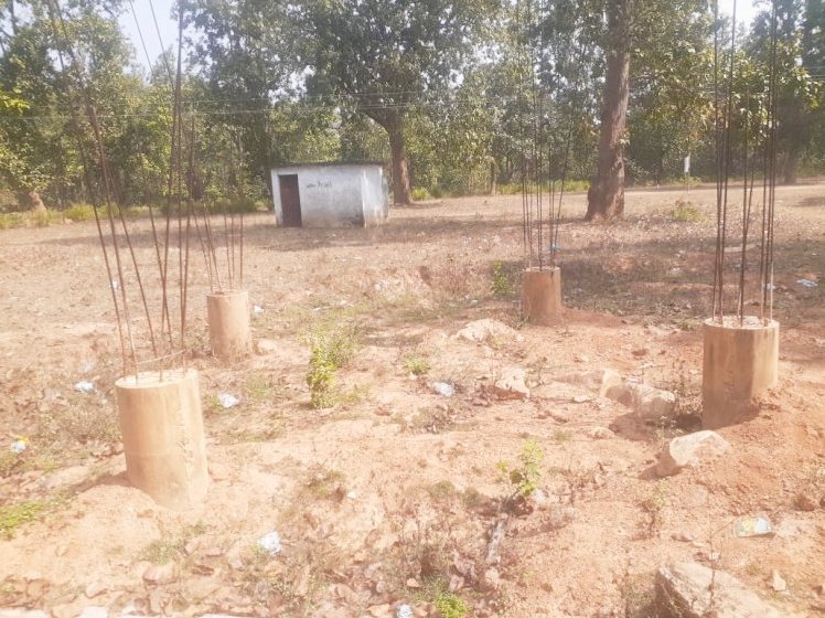 CG - ग्राम पिटीसपाल का पानी टंकी अधुरा ठेकेदार गायब, आखिर ये मामला कब सुधरेगा...