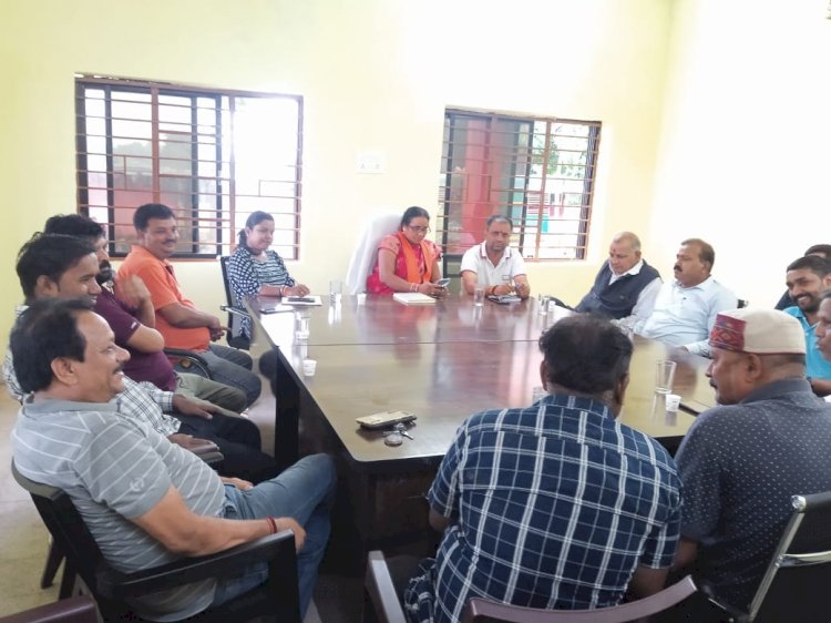 बाँकीमोंगरा क्षेत्र के मुक्तिधामों का होगा कायाकल्प,प्रशासन का मिलेगा सहयोग पालिका के सदस्यों ने दिलाया भरोसा......