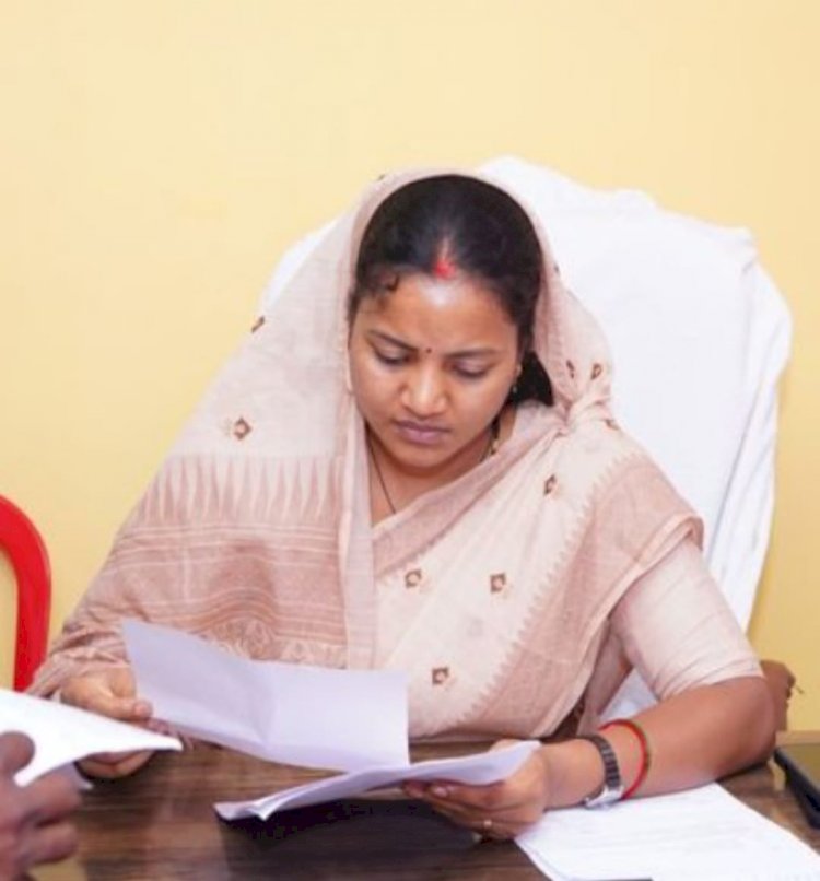केबिनेट मंत्री लक्ष्मी राजवाड़े के पहल पर लंबे वर्षों की मांग हुई पूरी ...आधा दर्जन गॉंवों के किसानों को होगा लाभ