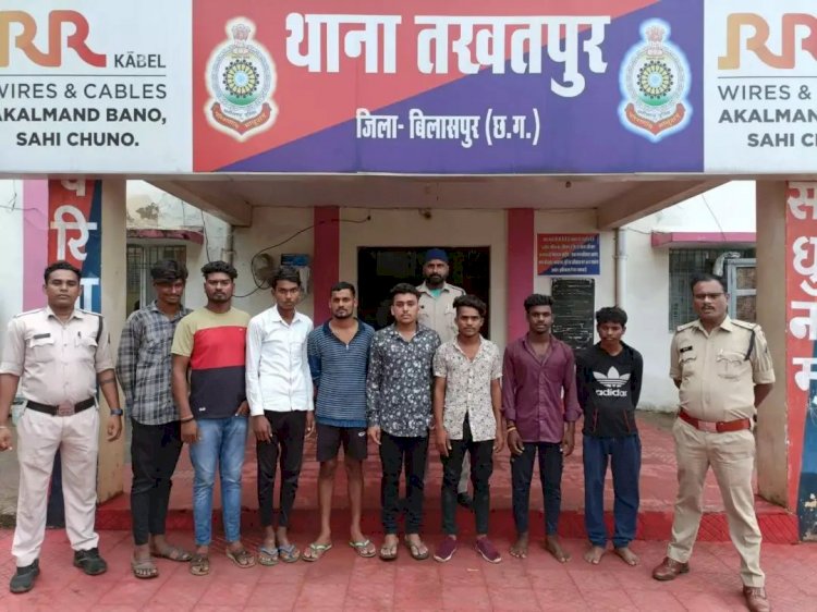 तेवर ग्रुप के 14 सदस्यों को पुलिस ने किया गिरफ़्तार झुंड में पहुंच कर लोगों में भय और खौफ का बनाते थे माहौल ये लोग भेजे गए जेल पढ़े पूरी ख़बर