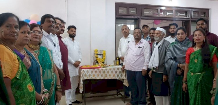 शहर जिला कॉंग्रेस कमेटी ने राजीव भवन में मनाई मिनीमाता जी की पुण्यतिथि...