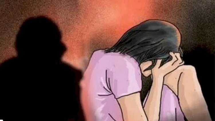 CG - इस मेडिकल कॉलेज में इंटर्न छात्राओं से छेड़छाड़, शिकायत के बाद भी नहीं हुई कार्रवाई, कलेक्टर ने दिए ये निर्देश.....