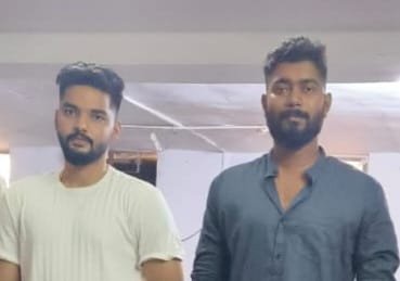 CG- कांग्रेस पार्षद का बेटा और उसका साथी गिरफ्तार: इंजीनियर से गाली-गलौज, सरकारी दस्तावेज फाड़े, जान से मारने की धमकी, जमकर मचाया हंगामा....
