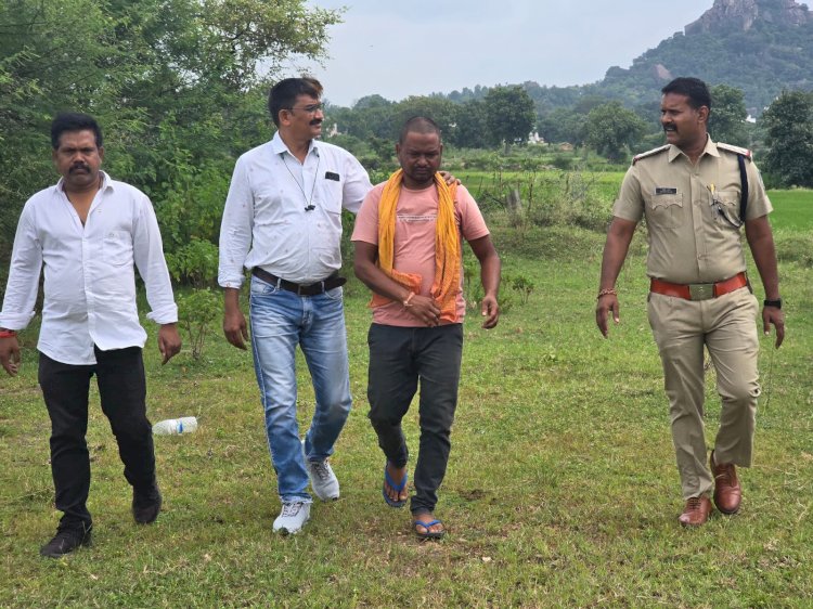 CG- मां को पीट-पीट कर मार डाला: छोटा बेटा गिरफ्तार, हत्या कर खाट में सुला दिया, फिर जो हुआ....