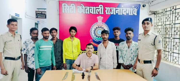 CG - गणेश विर्सजन झांकी के दौरान 05 आरोपियों को धारा 25 आर्म्स एक्ट के तहत गिरफ्तार कर न्यायिक रिमाण्ड पर भेजा गया जेल...